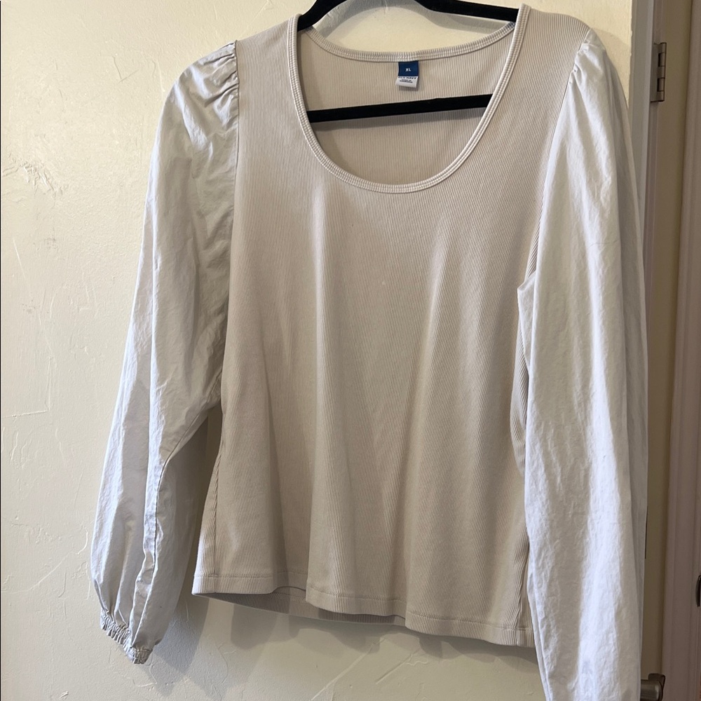 Old Navy Women's Cream Long Sleeve Top